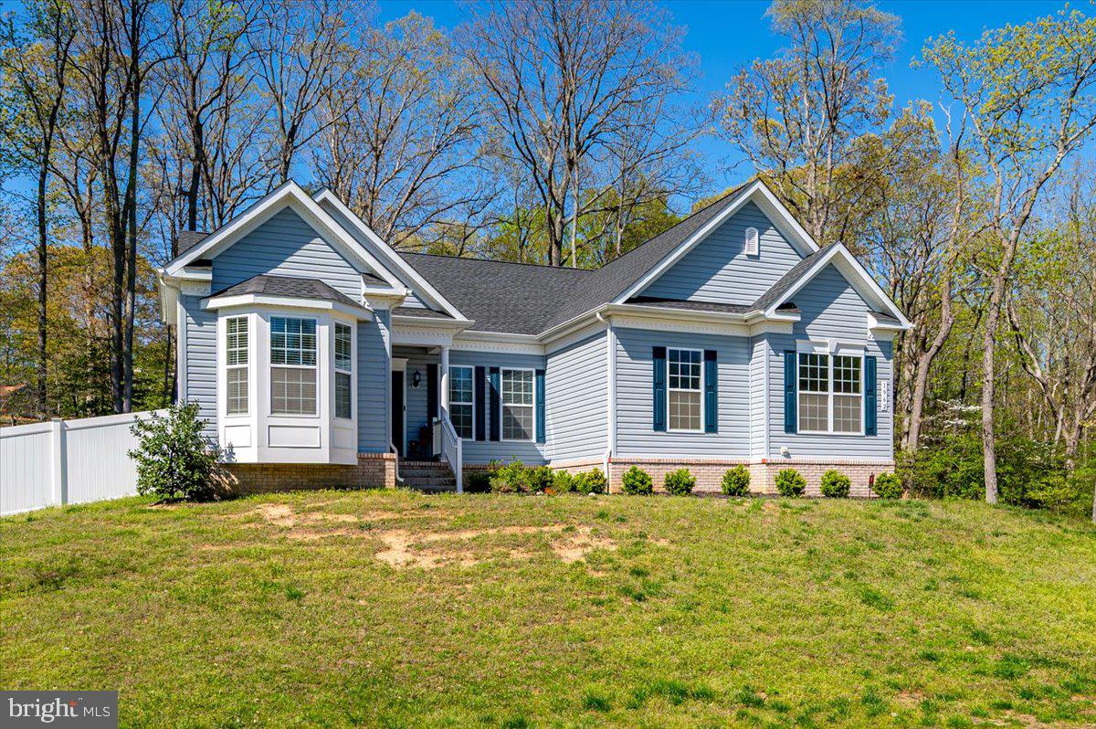 1962 Foxwood Ln