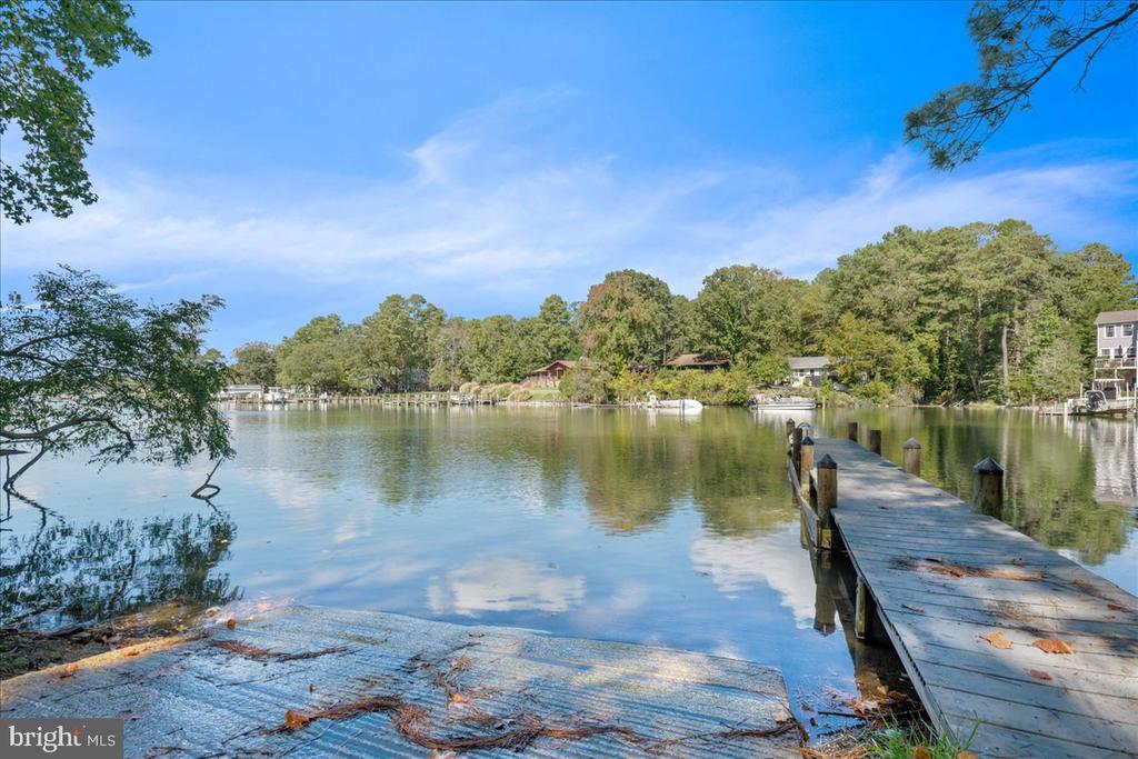 460 DEER LANE