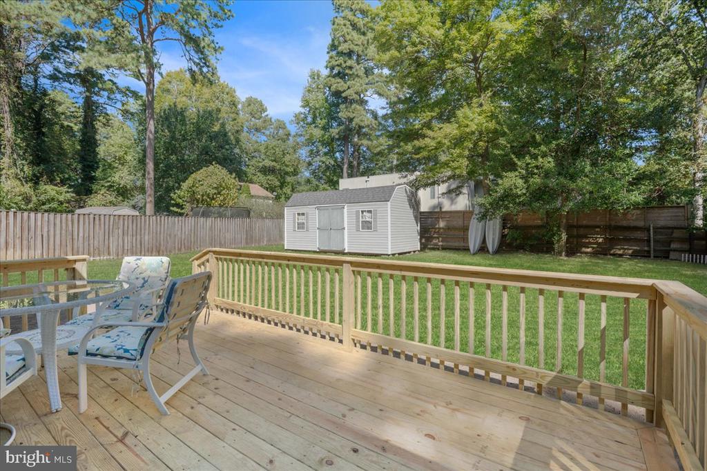 460 DEER LANE
