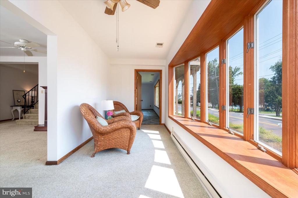 8236 BAYSIDE ROAD