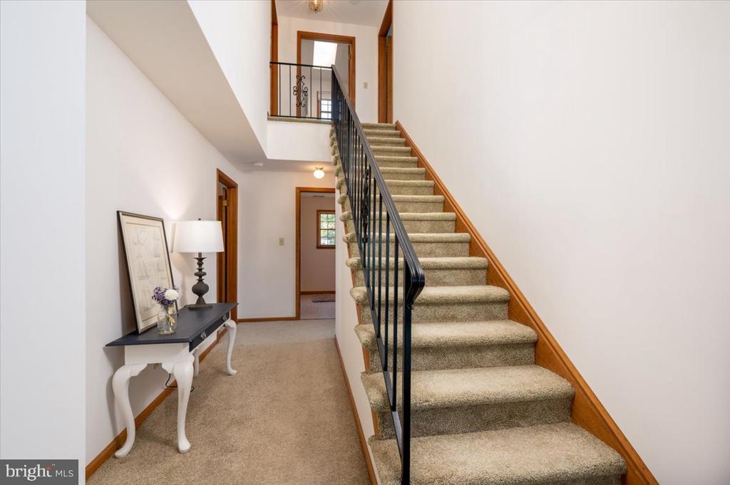 8236 BAYSIDE ROAD
