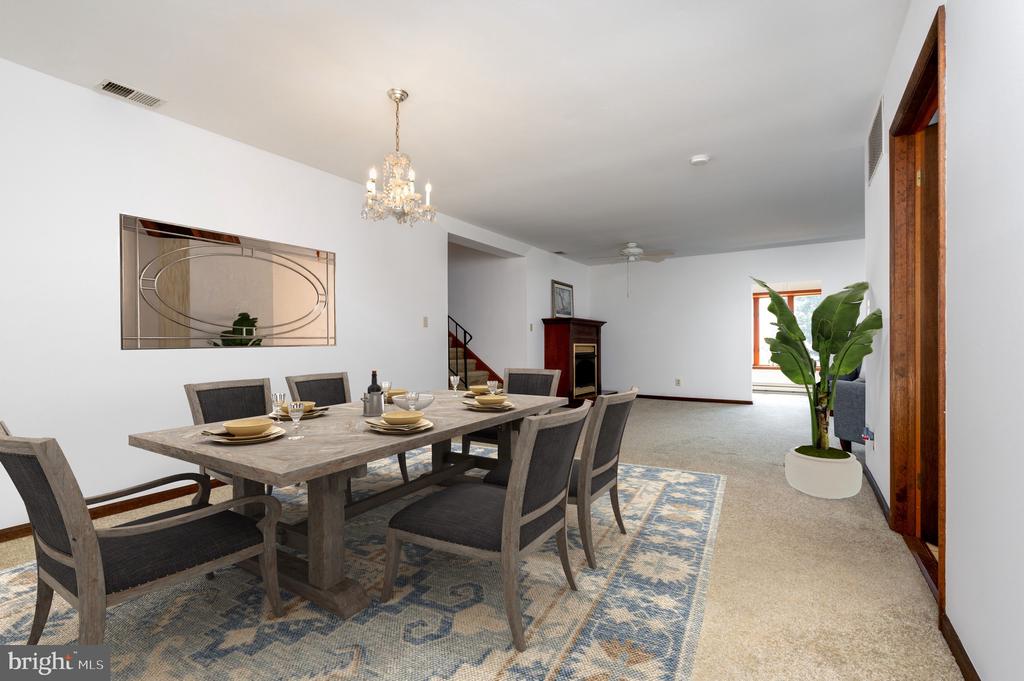 8236 BAYSIDE ROAD
