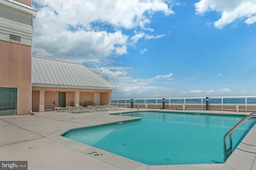 8501 BAYSIDE ROAD 702
