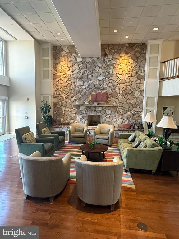 8501 BAYSIDE ROAD 702