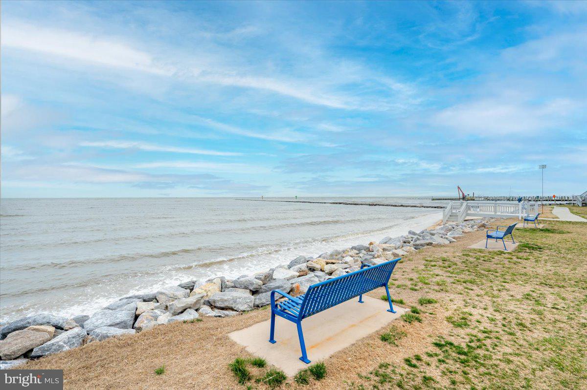 8047 WINDWARD KEY DRIVE