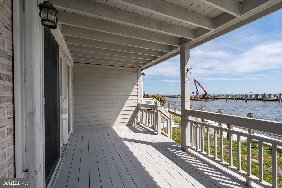 8047 WINDWARD KEY DRIVE