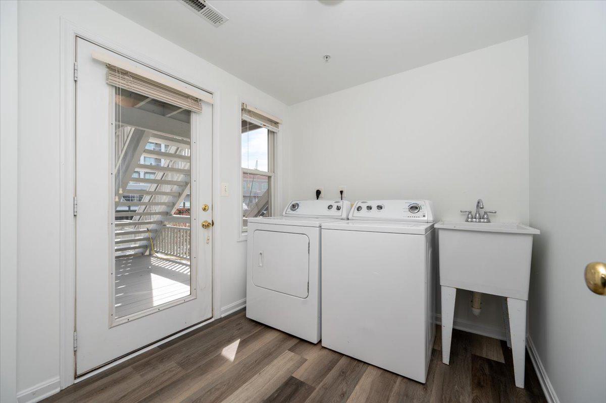 8047 WINDWARD KEY DRIVE