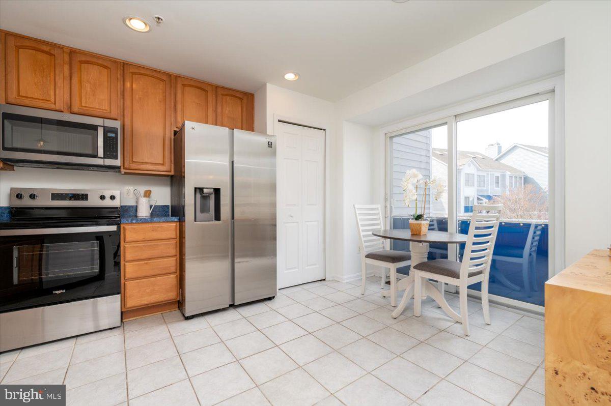 8047 WINDWARD KEY DRIVE