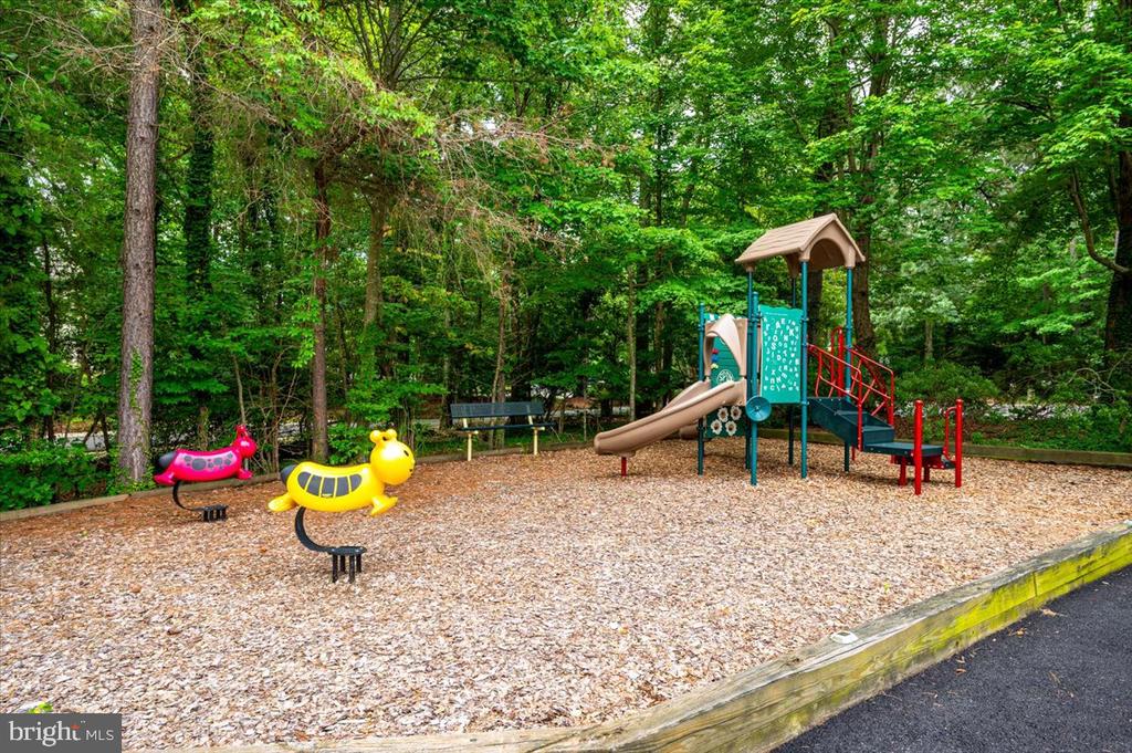 921 SPINNAKER WAY Unit: 921