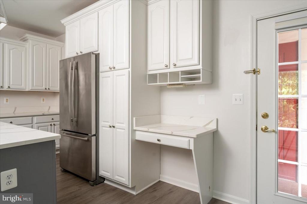 921 SPINNAKER WAY Unit: 921