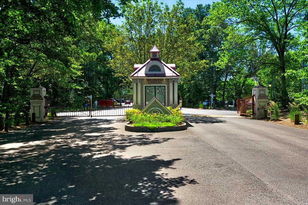 921 SPINNAKER WAY Unit: 921