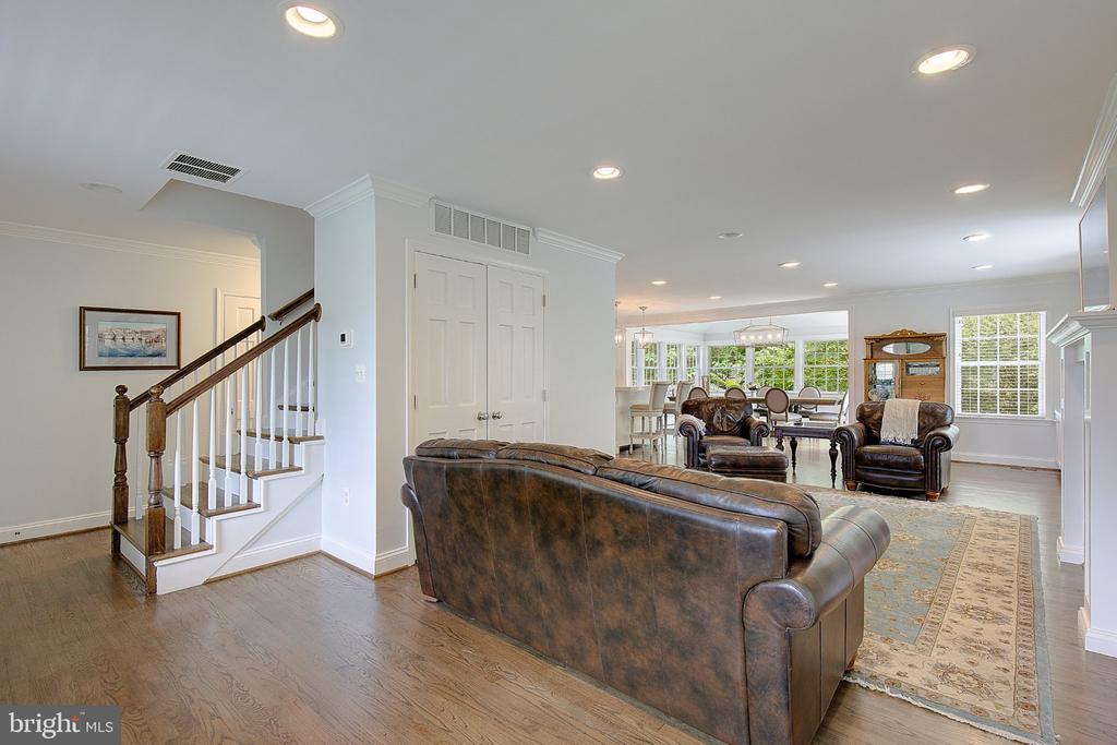 980 APPEL LANE