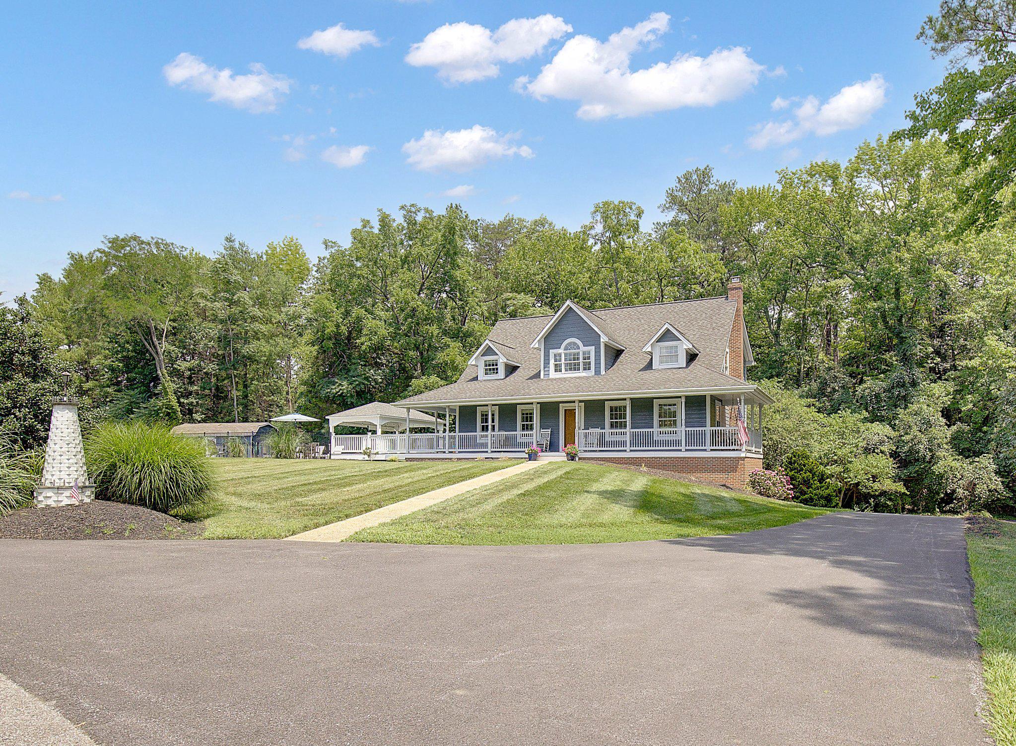 980 APPEL LANE