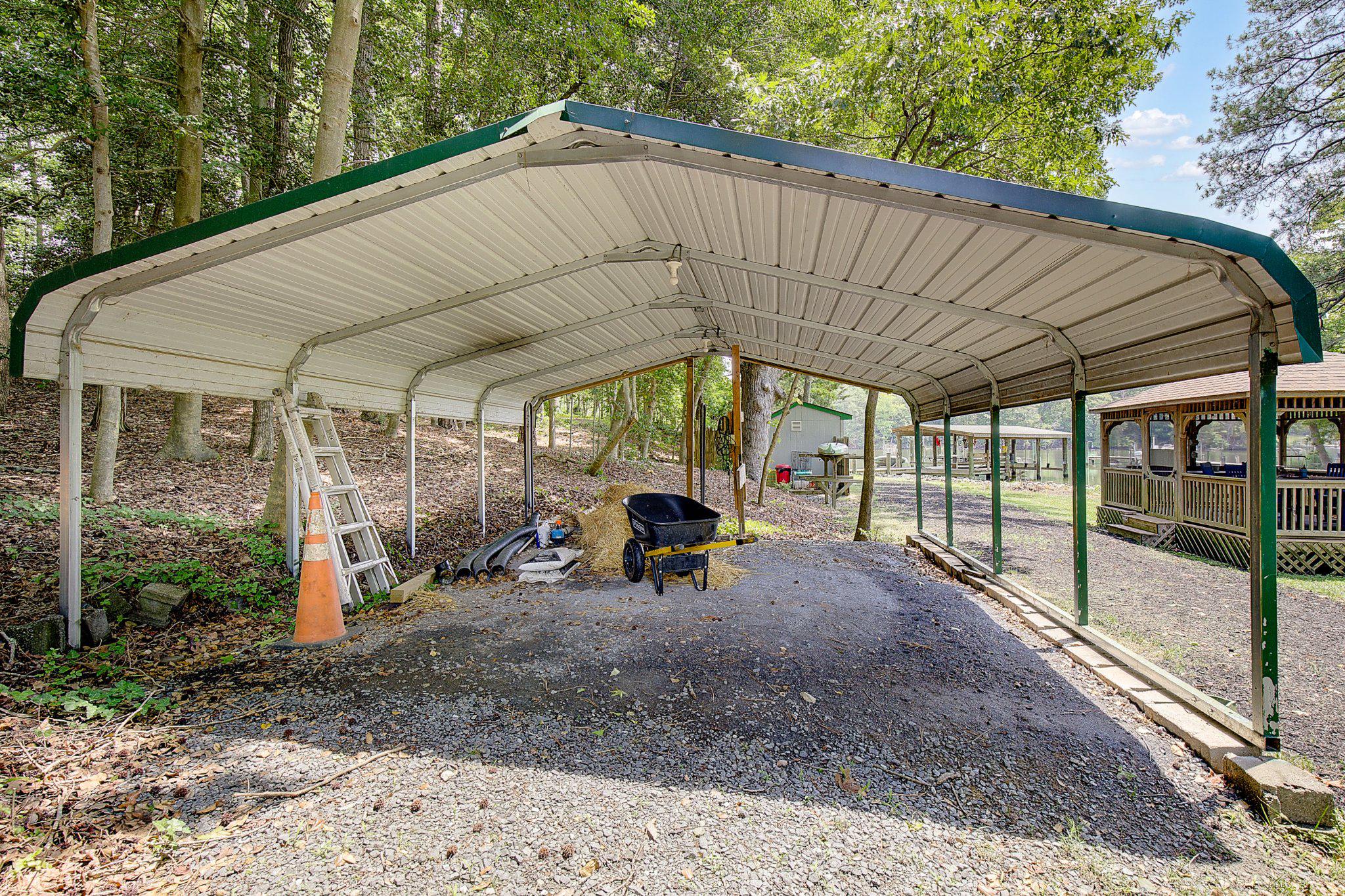 980 APPEL LANE