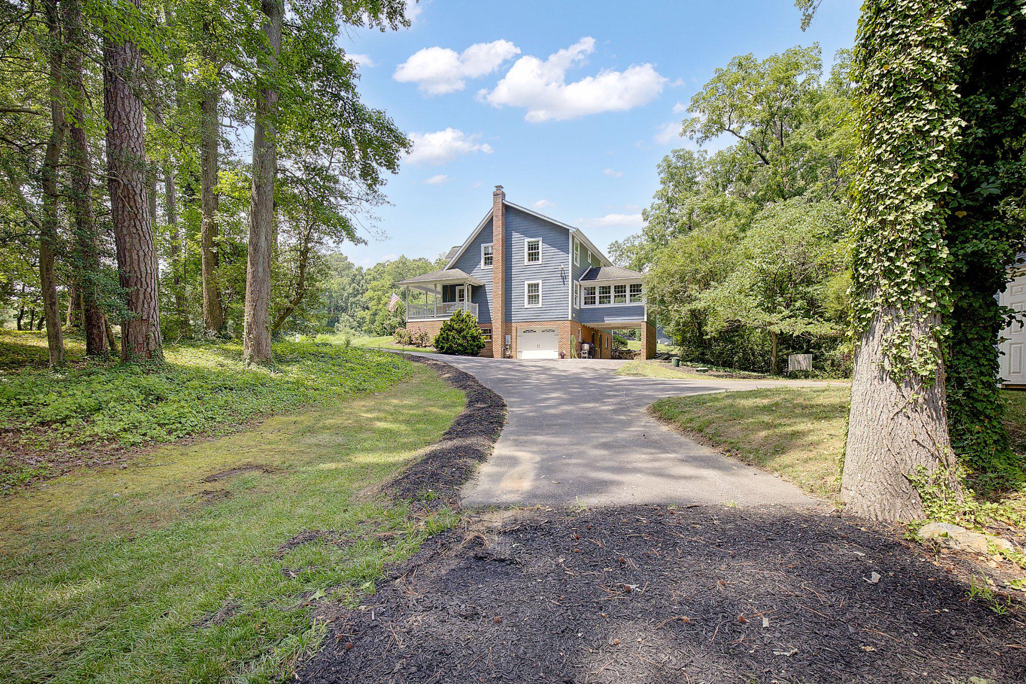 980 APPEL LANE