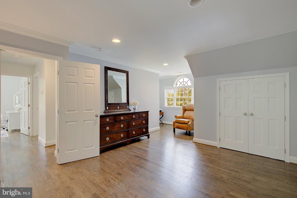 980 APPEL LANE