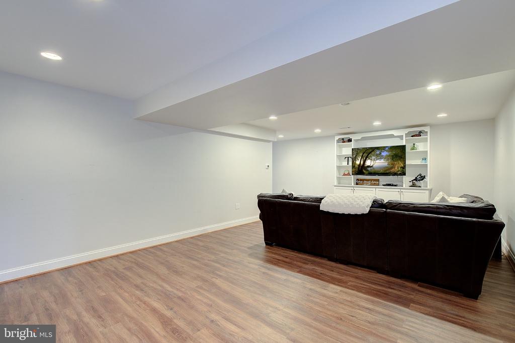 980 APPEL LANE