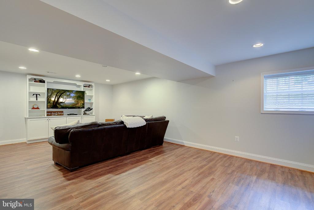 980 APPEL LANE