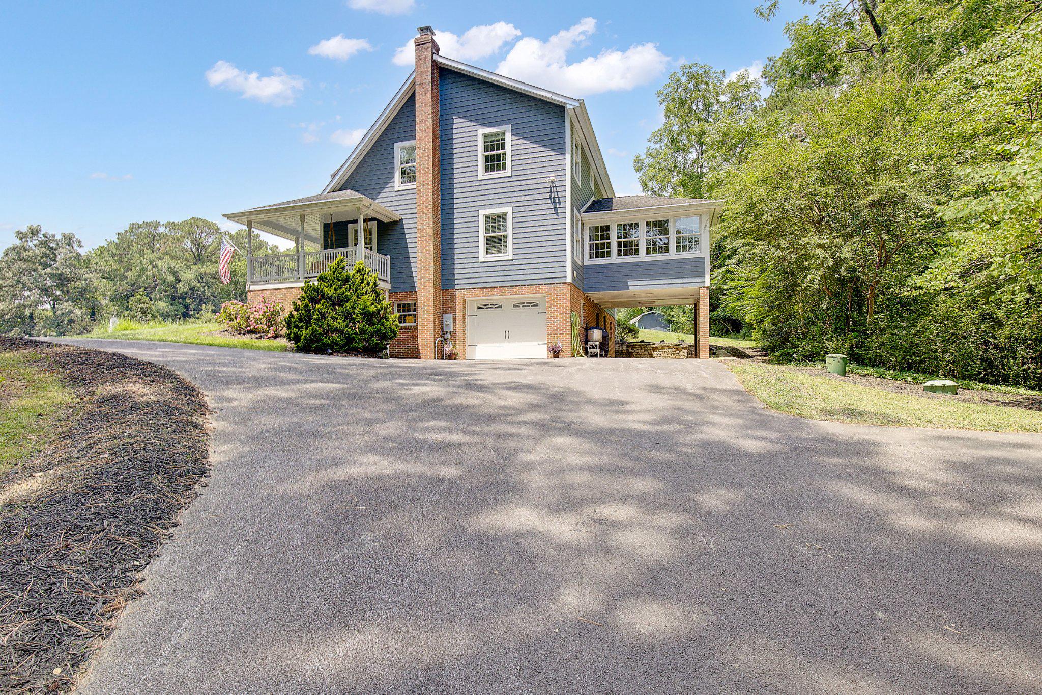 980 APPEL LANE