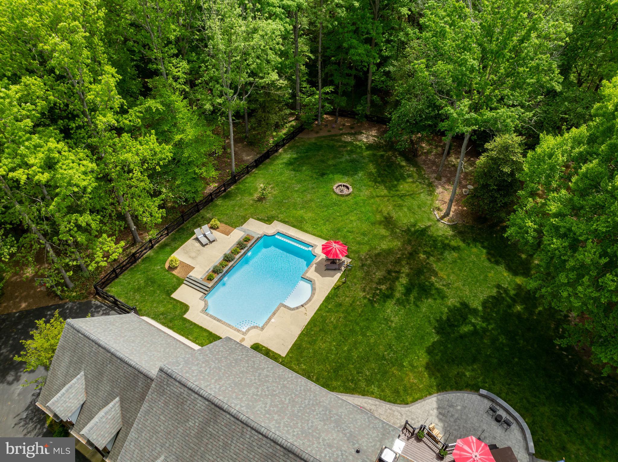 7575 Serenity Dr