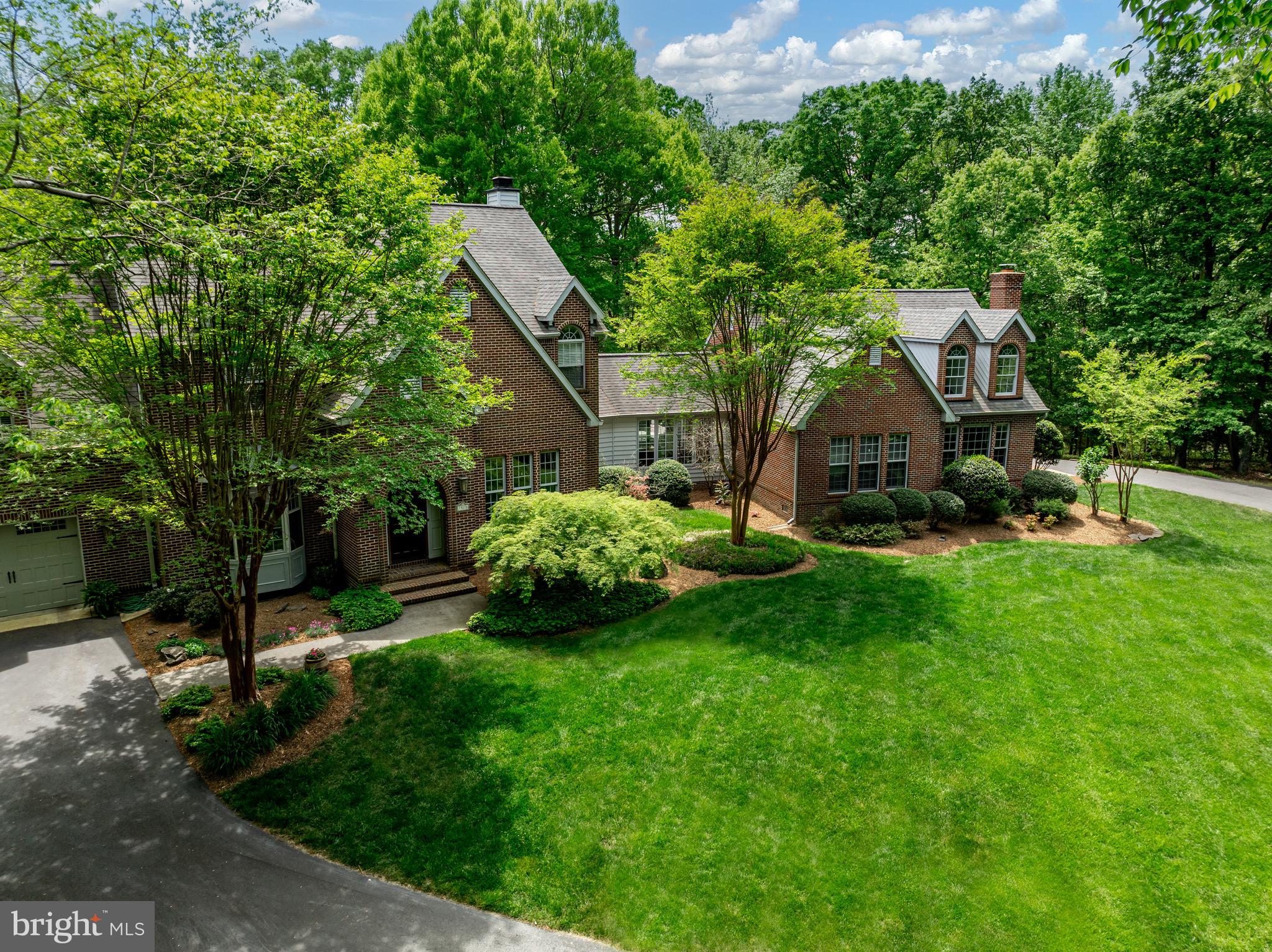 7575 Serenity Dr