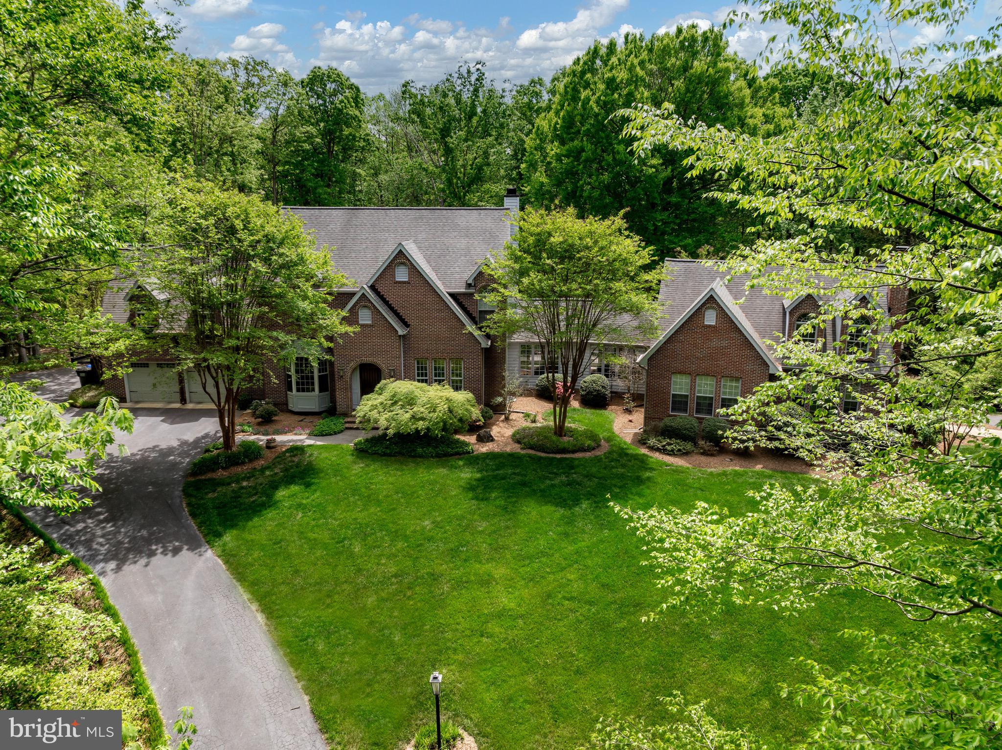 7575 Serenity Dr