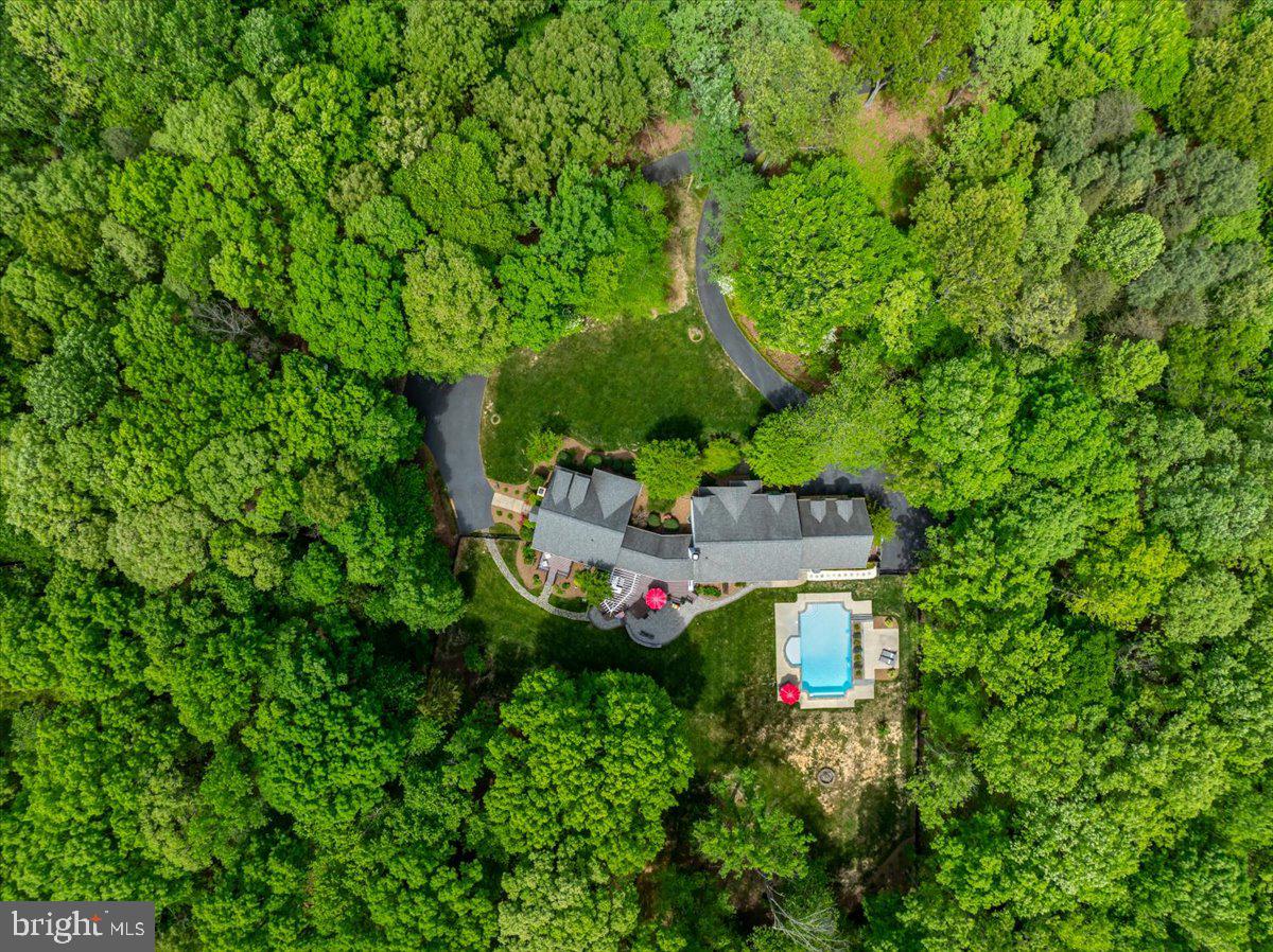 7575 Serenity Dr