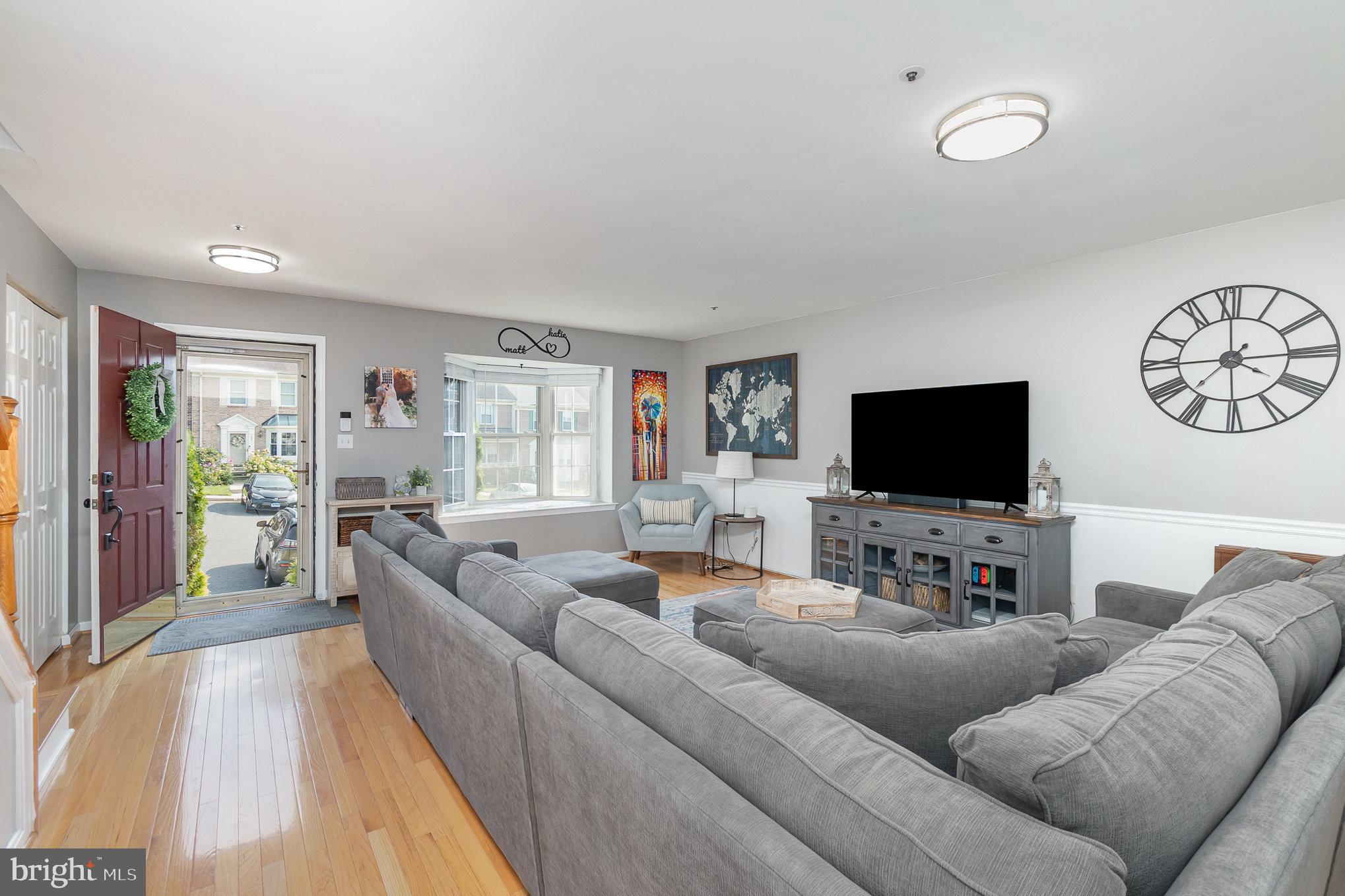 402 Oakton Way