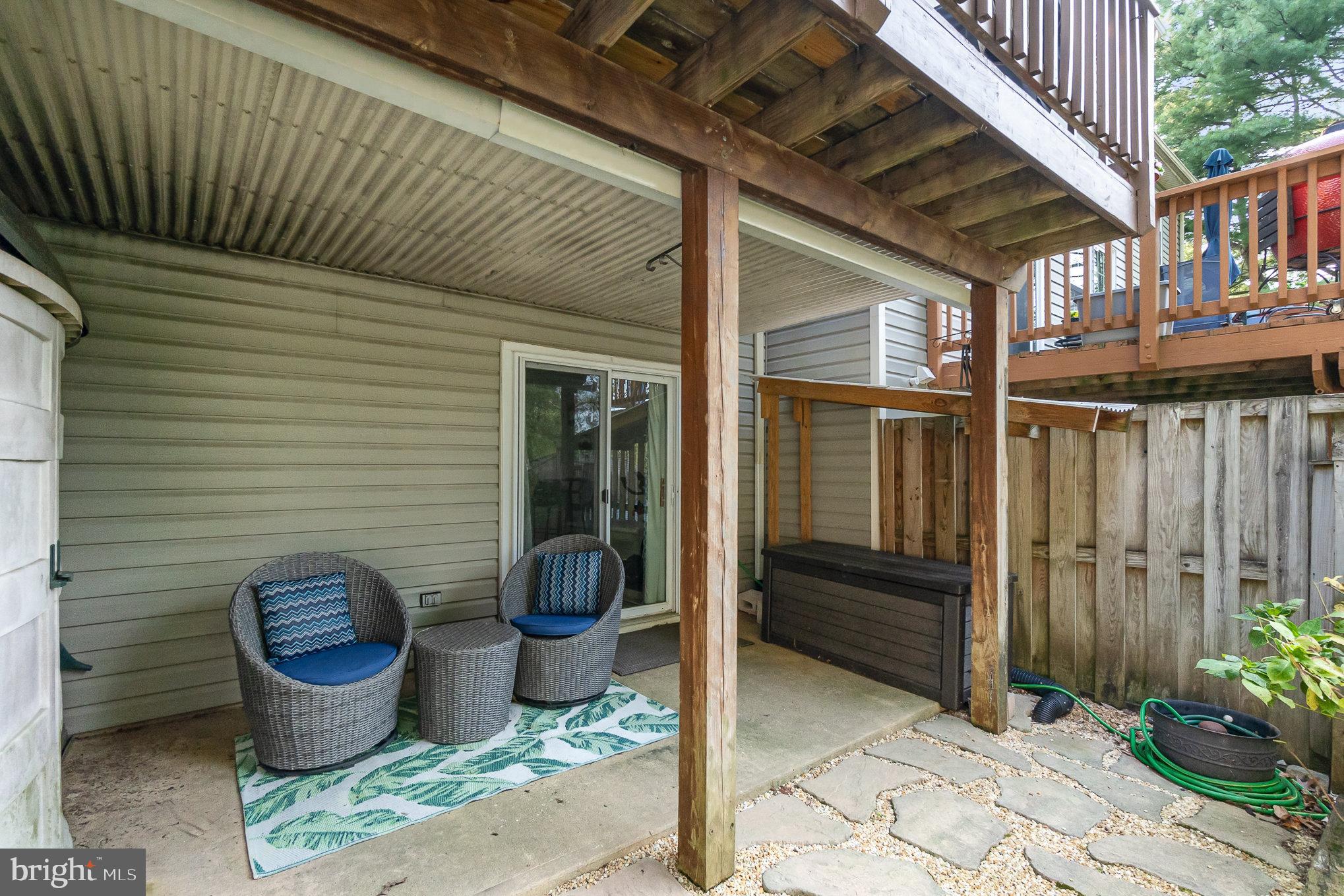 402 Oakton Way