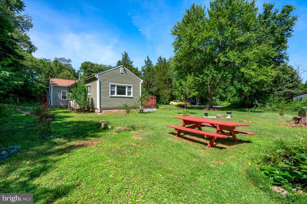 1305 ACCOKEEK ROAD