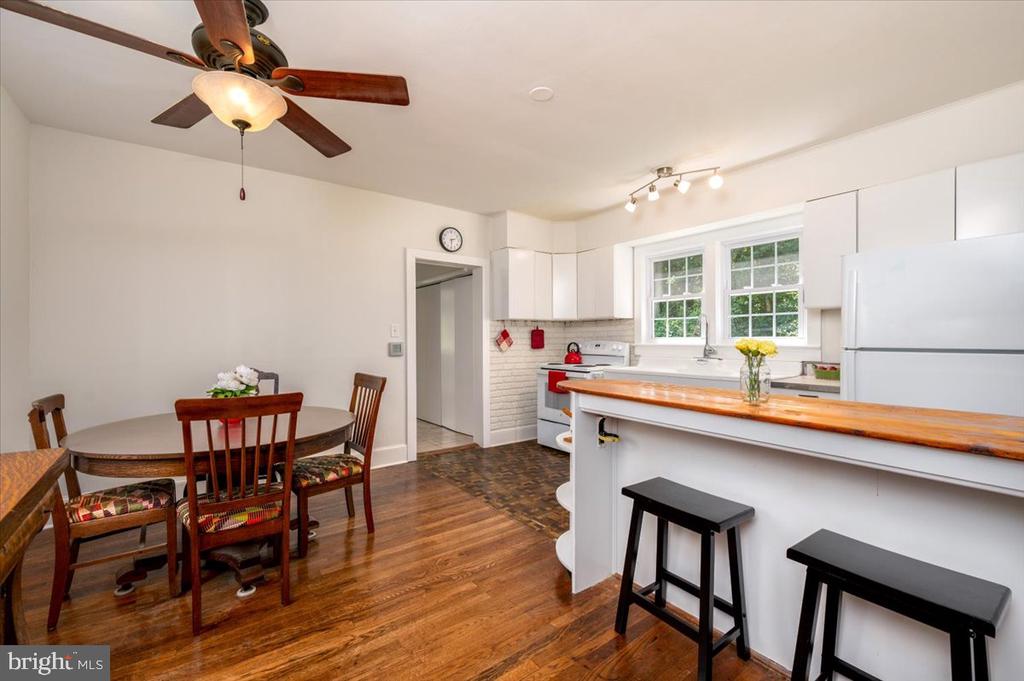 1305 ACCOKEEK ROAD