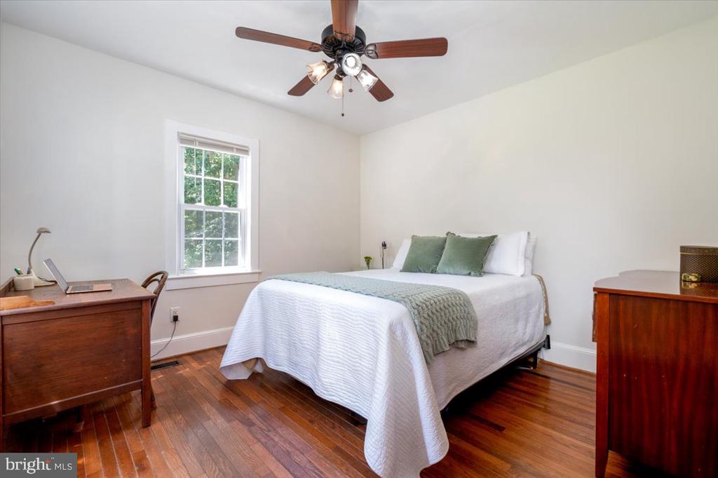 1305 ACCOKEEK ROAD