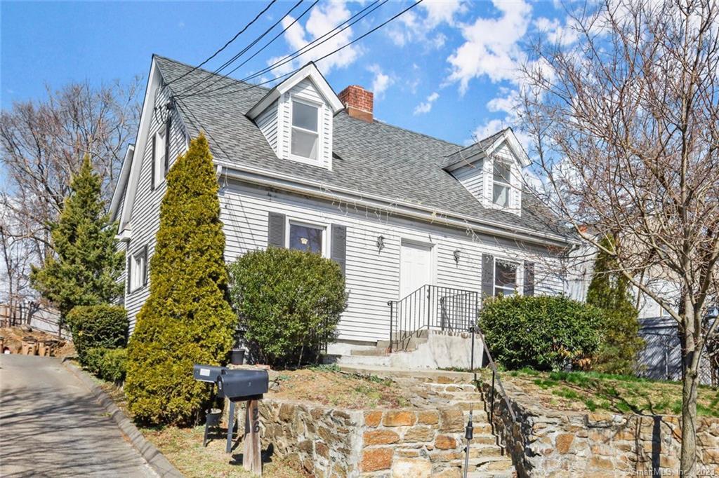 26 Orlando Avenue