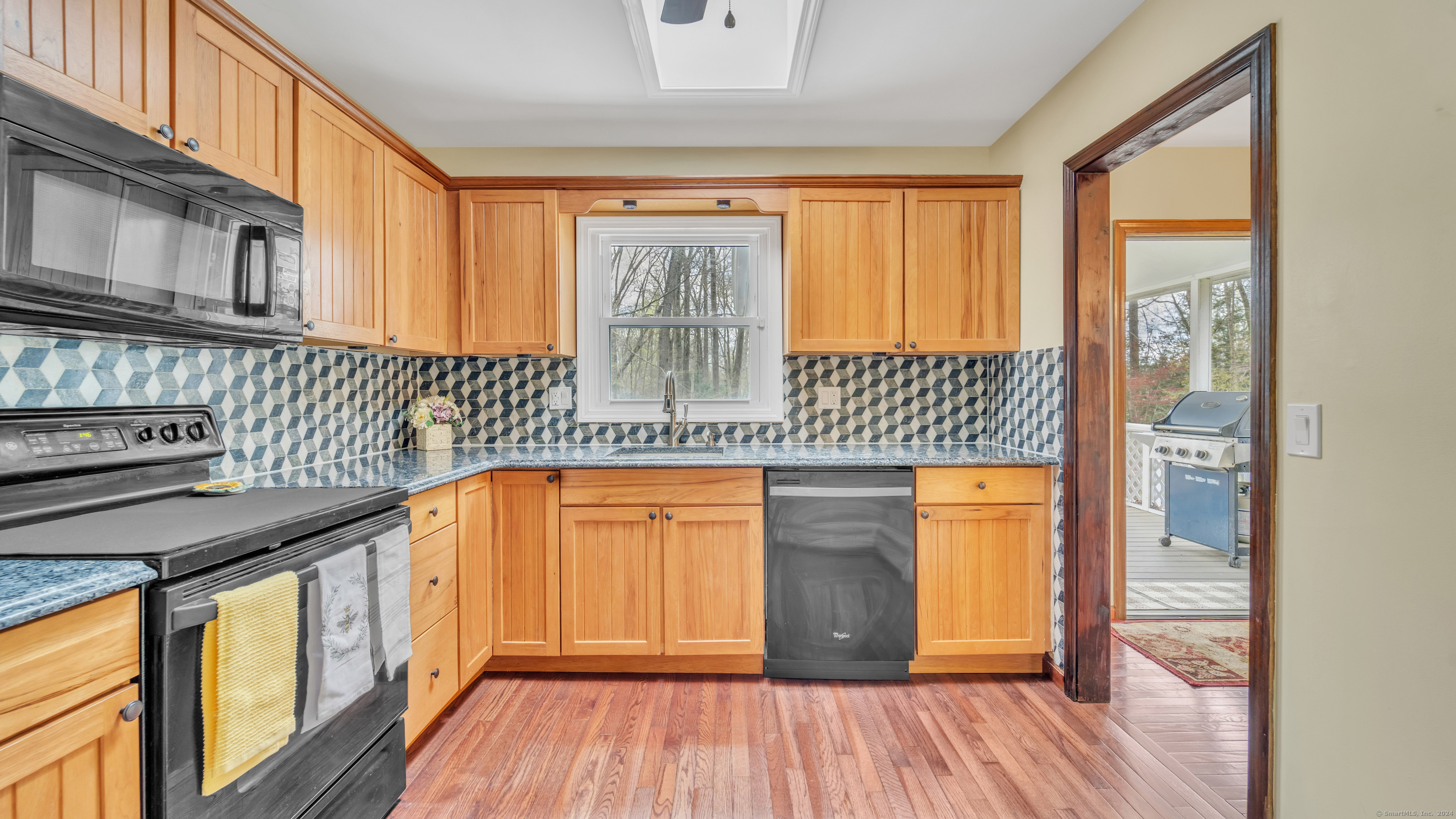 5 Frontier Lane
