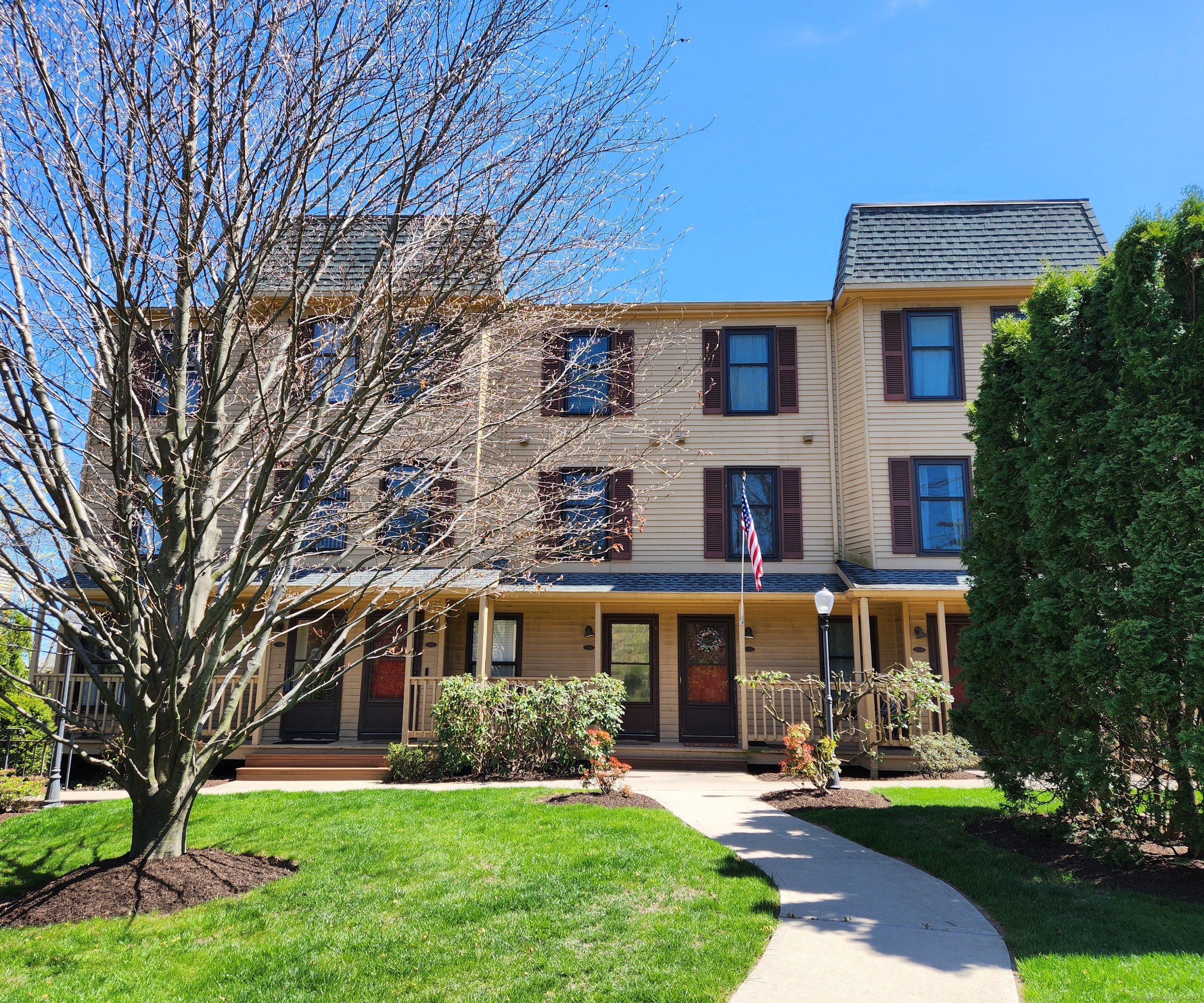 178 Flax Hill Road APT A201