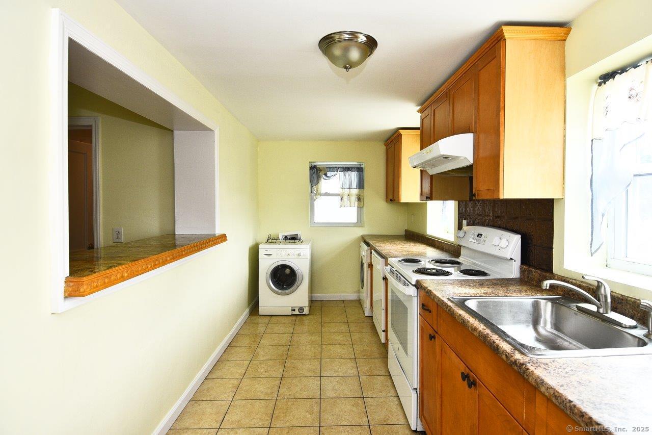 73 Wilson Street 2 Floor