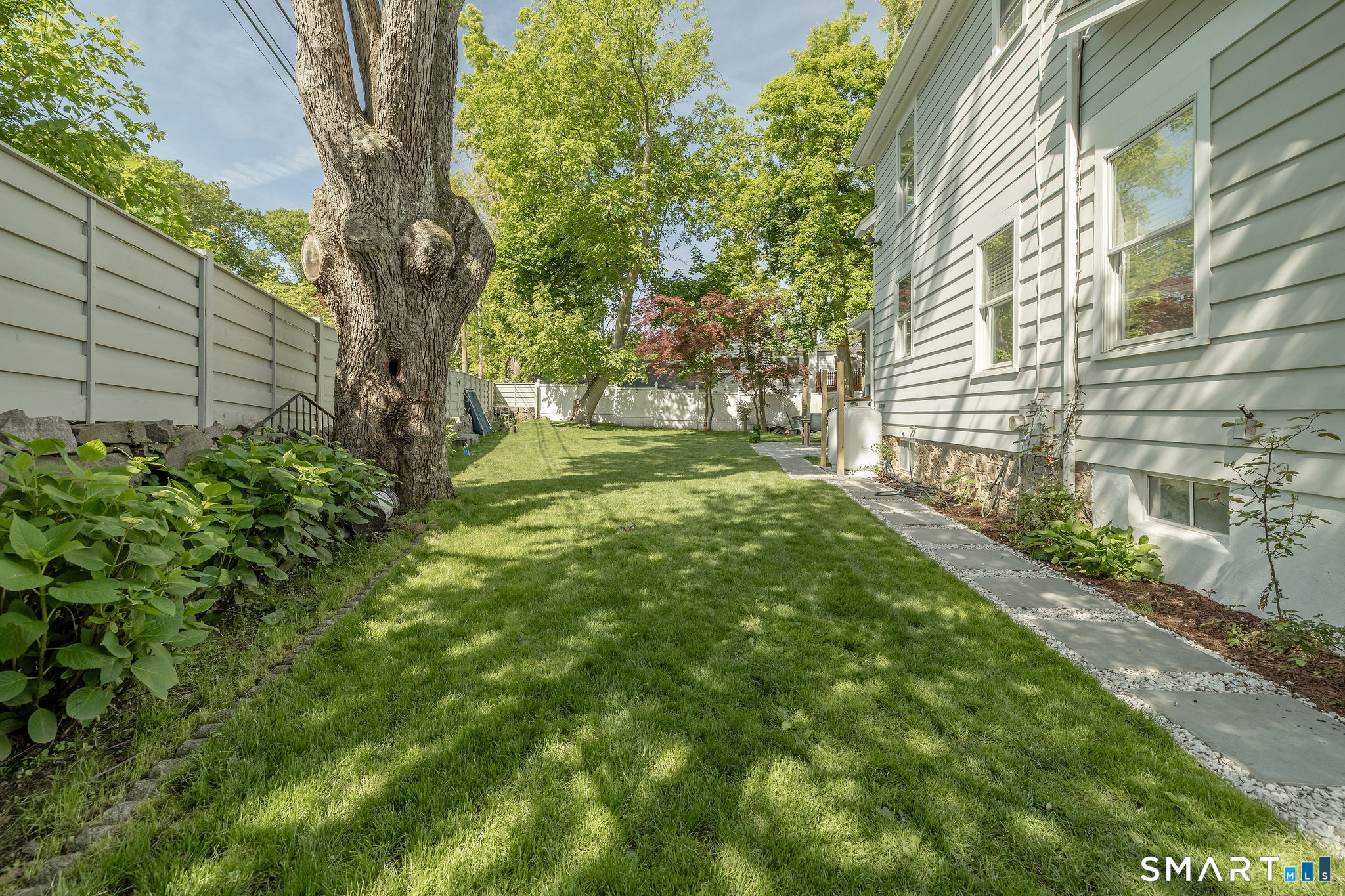 20 Avenue A Avenue