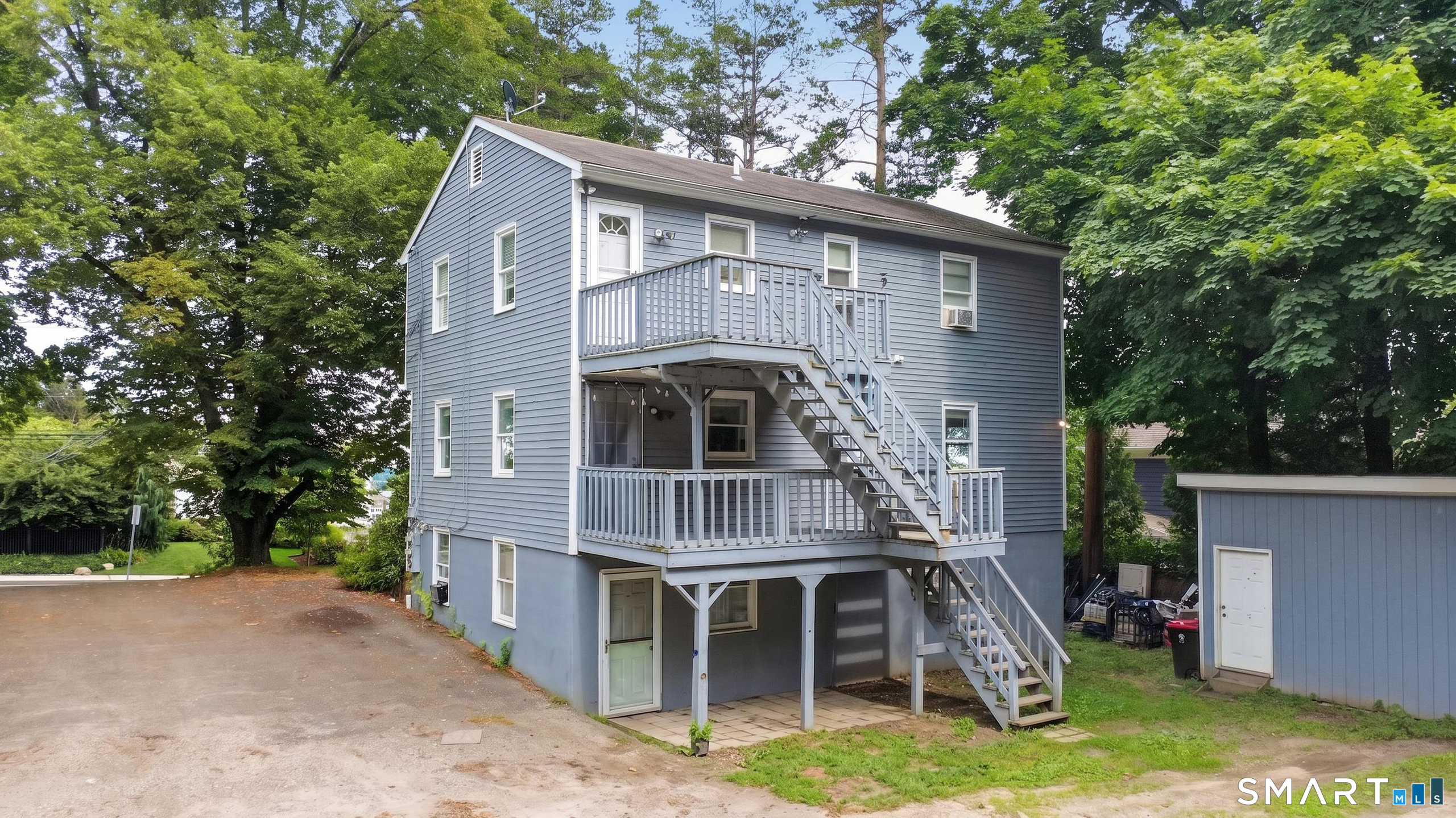 53 1/2 Elmwood Avenue