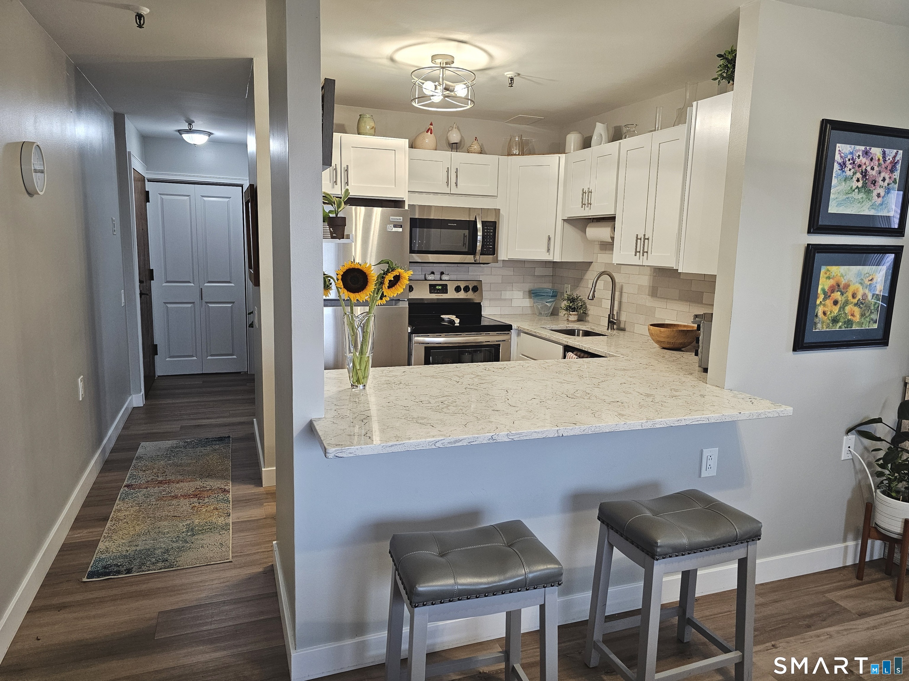 51 Schuyler Avenue Unit: 6D