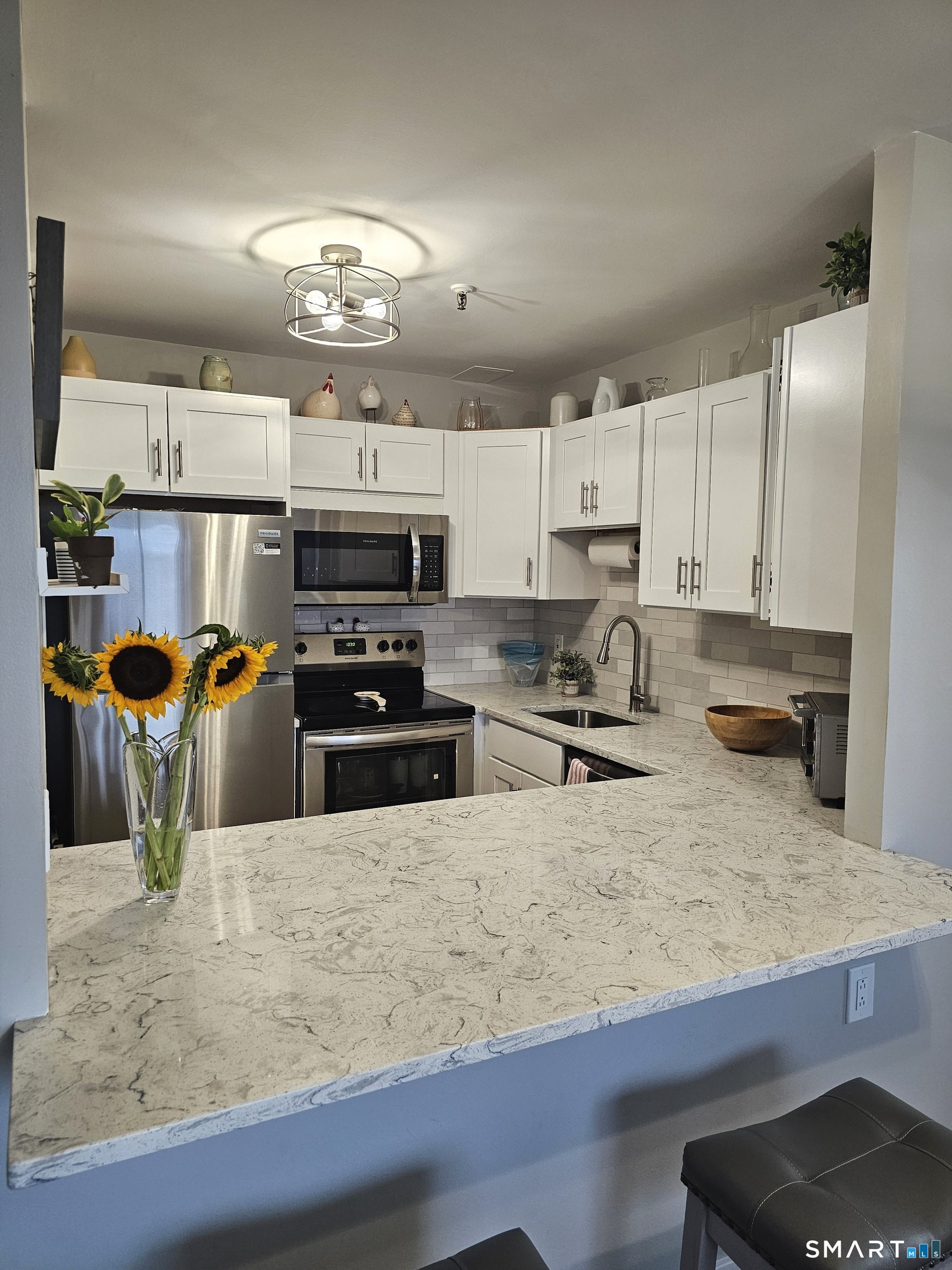 51 Schuyler Avenue Unit: 6D
