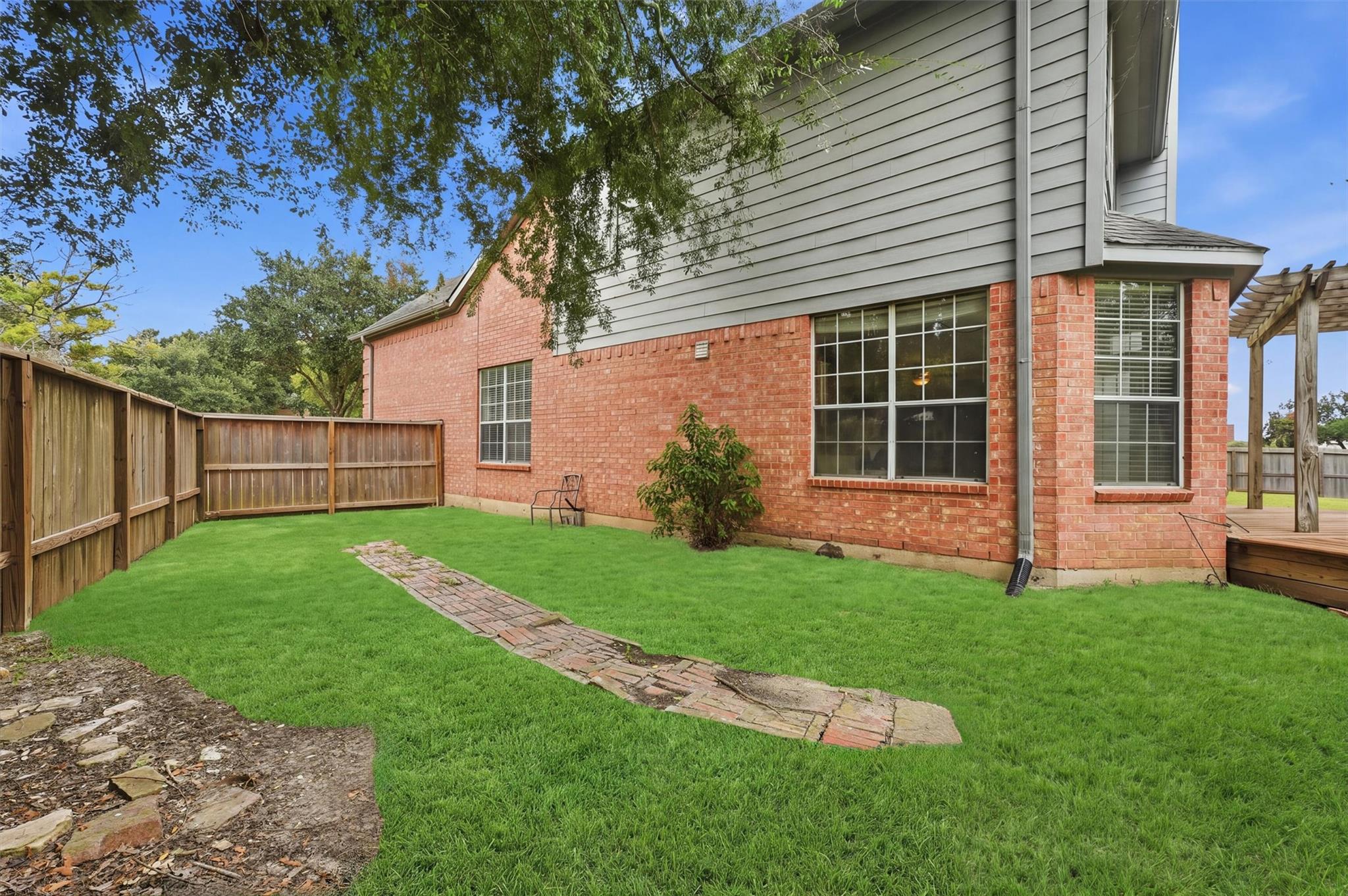 818 Heather Park Court