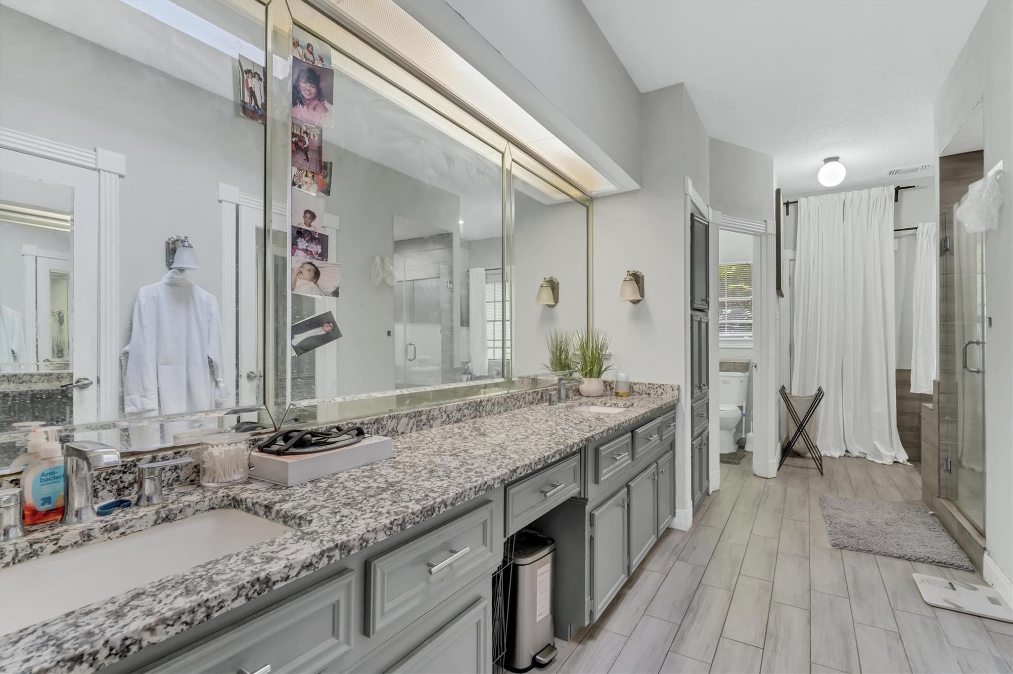 12407 Rosehill Lane