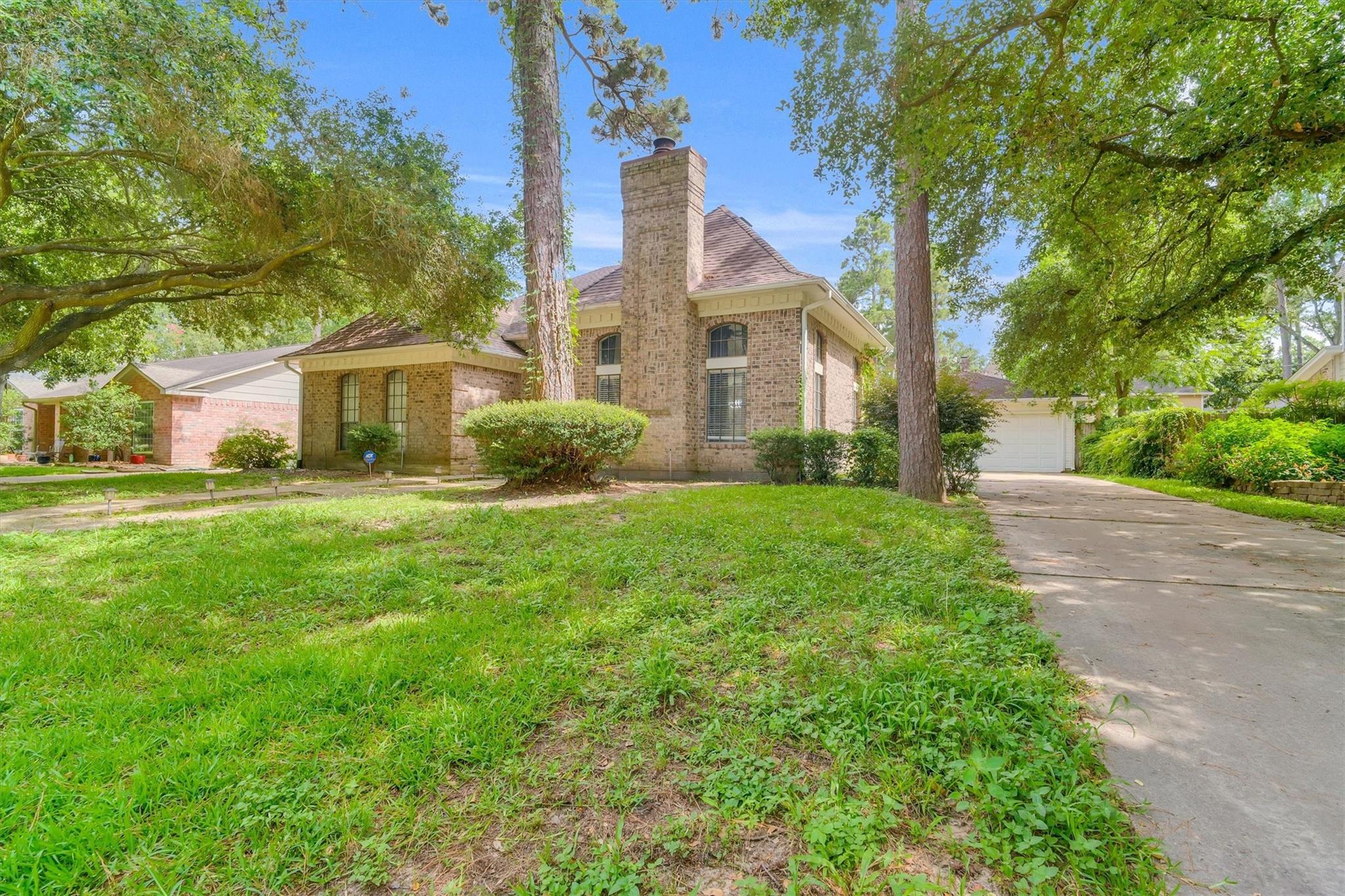 12407 Rosehill Lane
