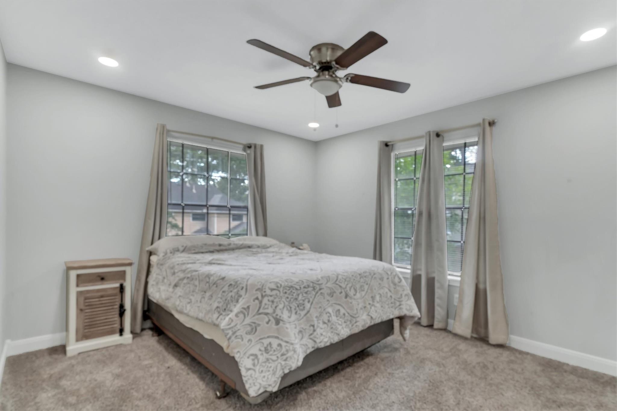 12407 Rosehill Lane