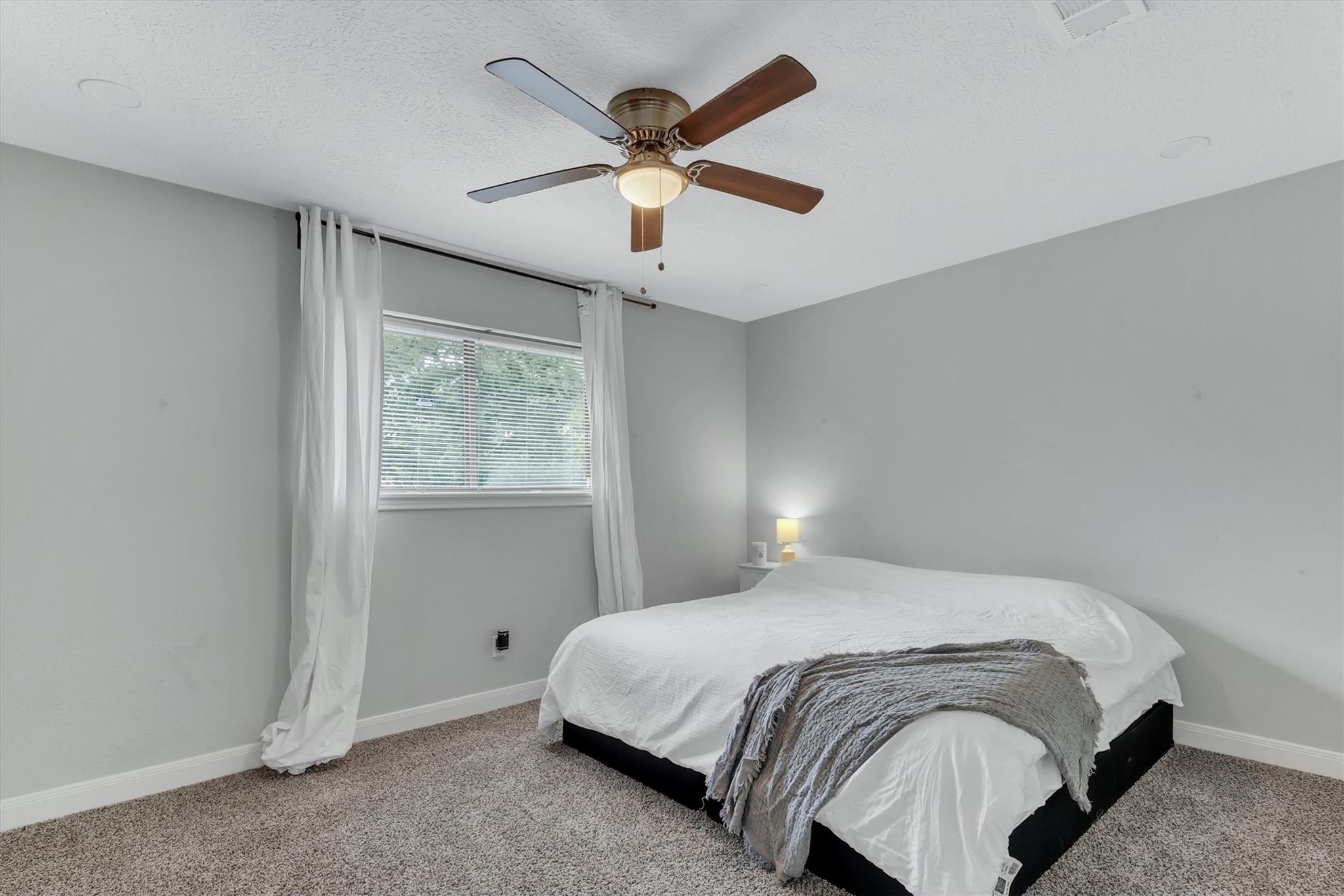 12407 Rosehill Lane
