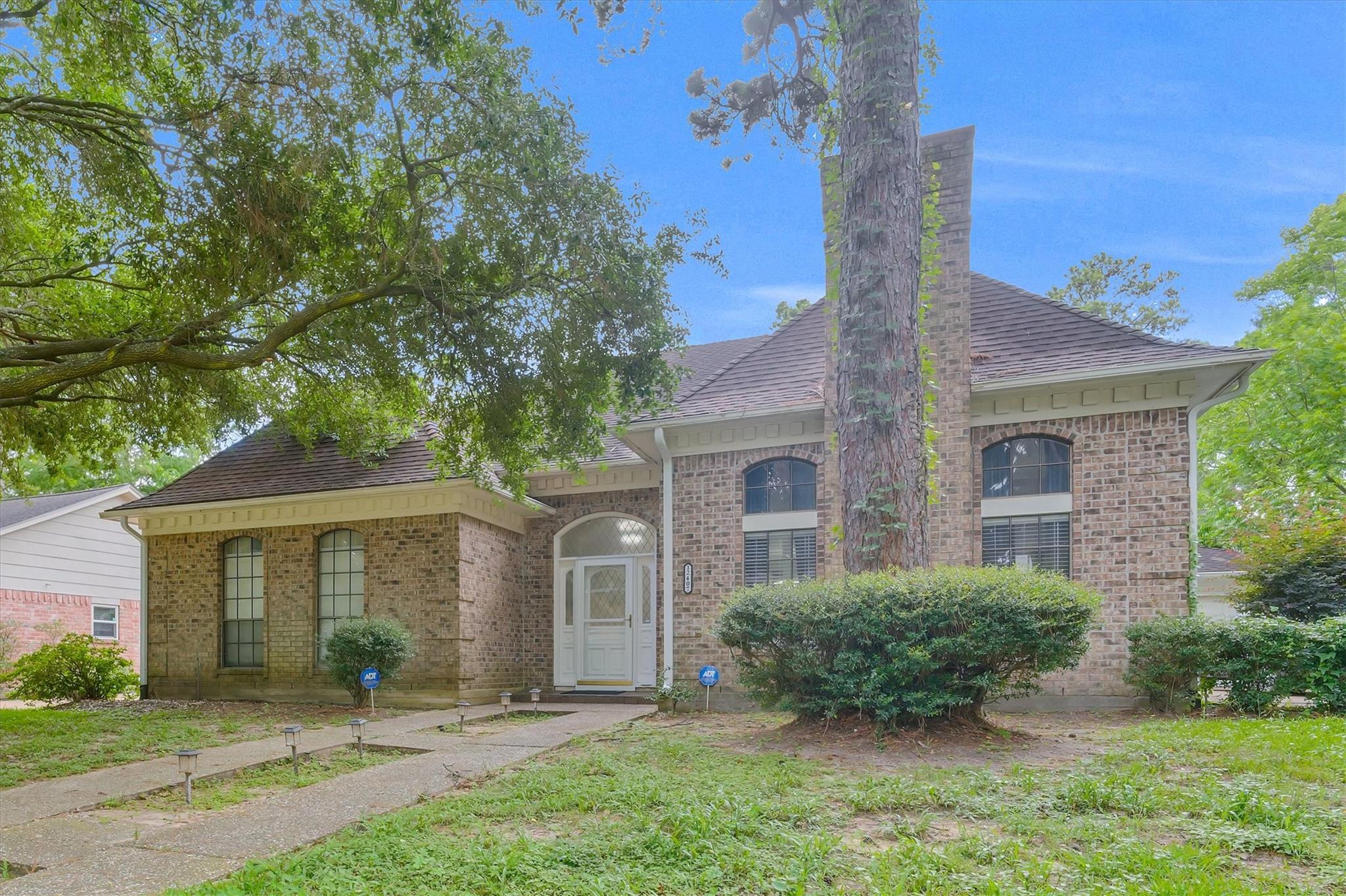 12407 Rosehill Lane