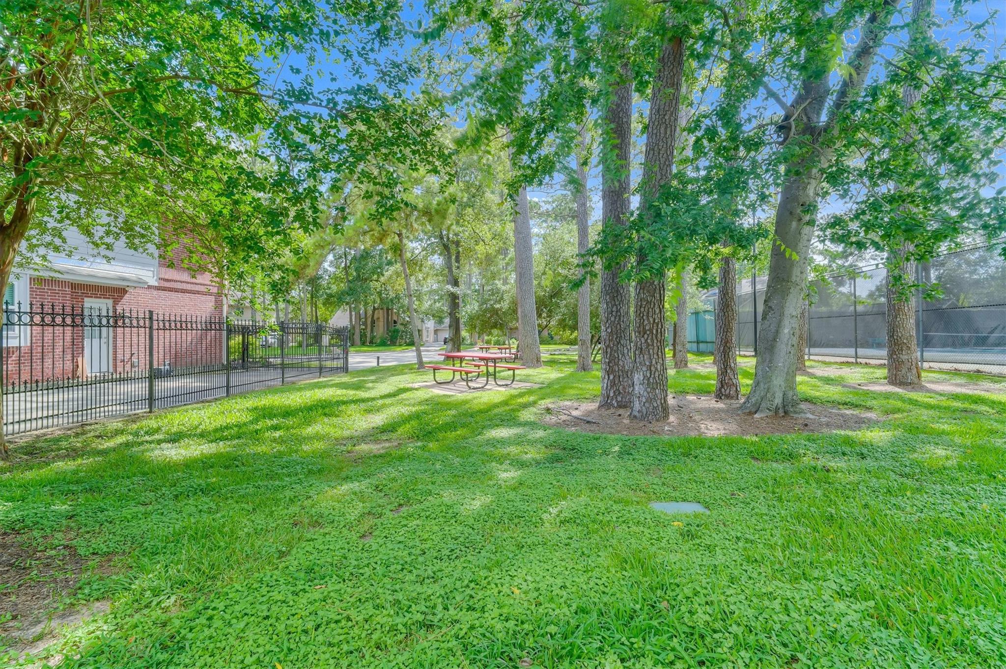 12407 Rosehill Lane
