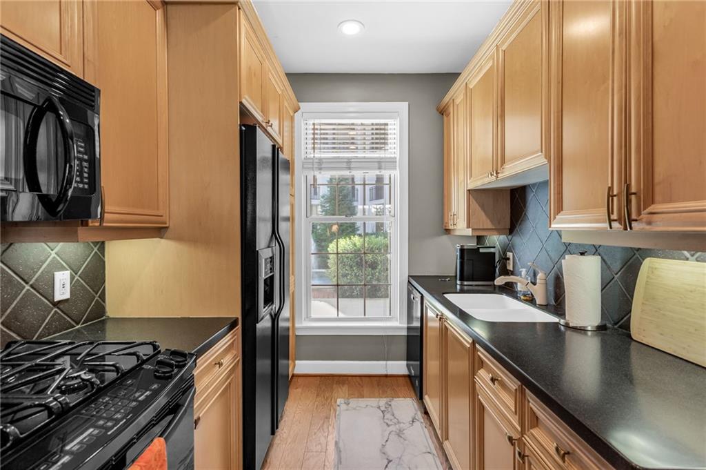 3101 Howell Mill Road NW Unit 127
