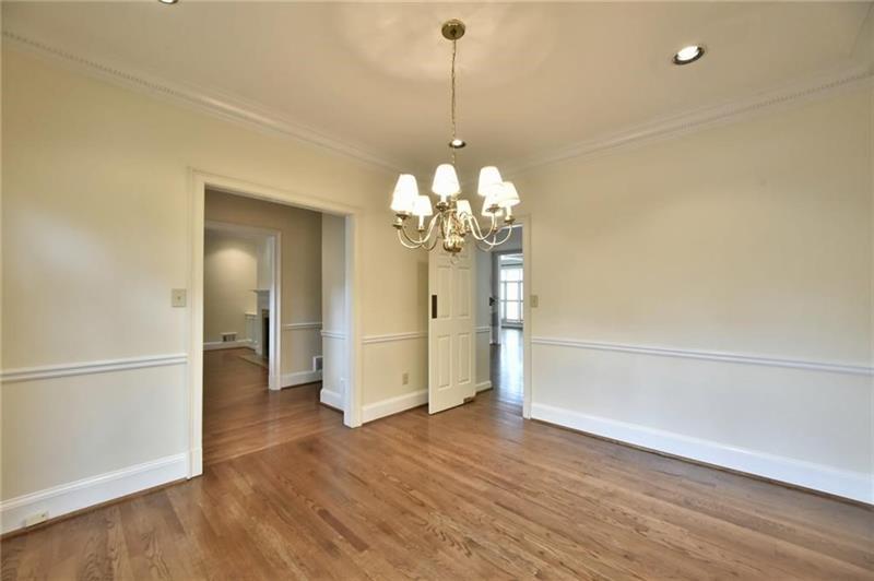 11 Paces West Drive NW