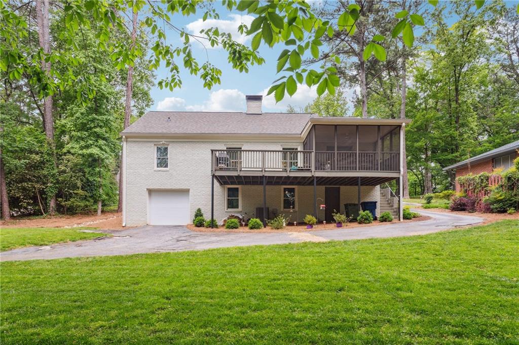 1558 Moores Mill Road NW